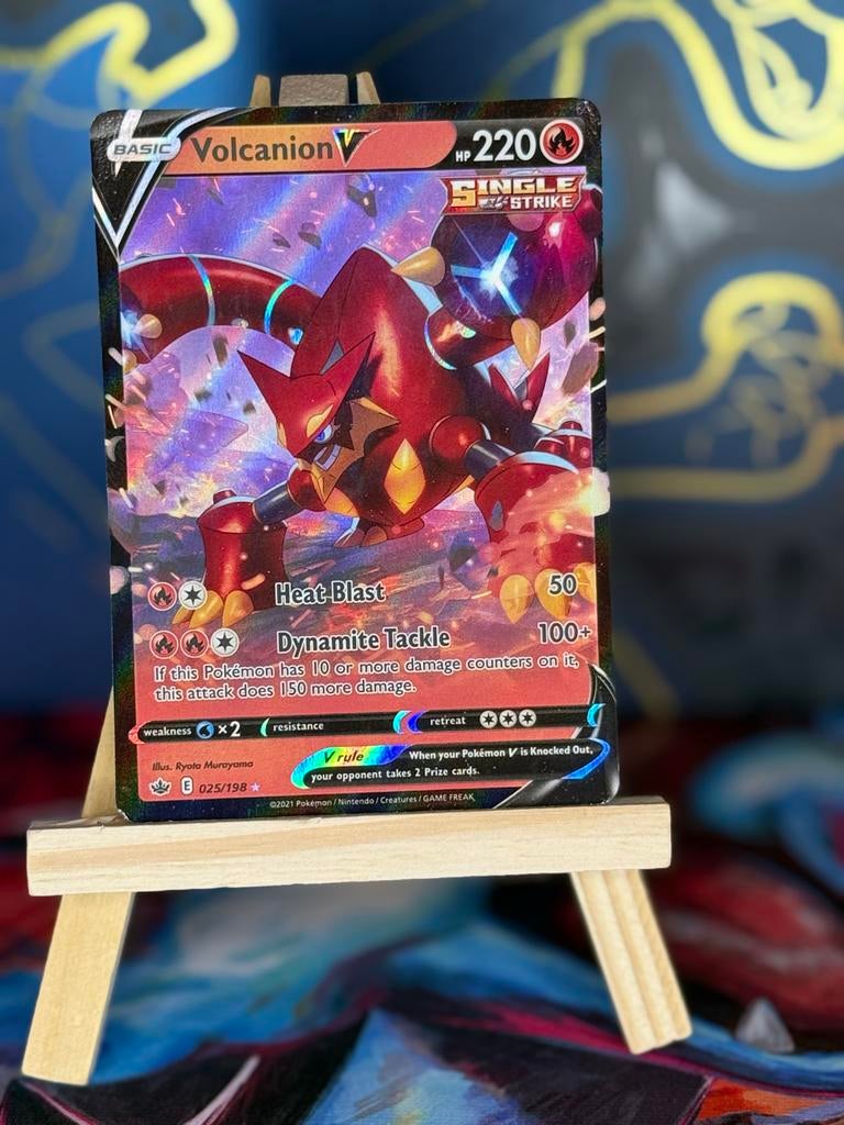 Volcanion V #25 | Pokemon Chilling Reign, Ophalen of Verzenden, Zo goed als nieuw, Losse kaart, Foil