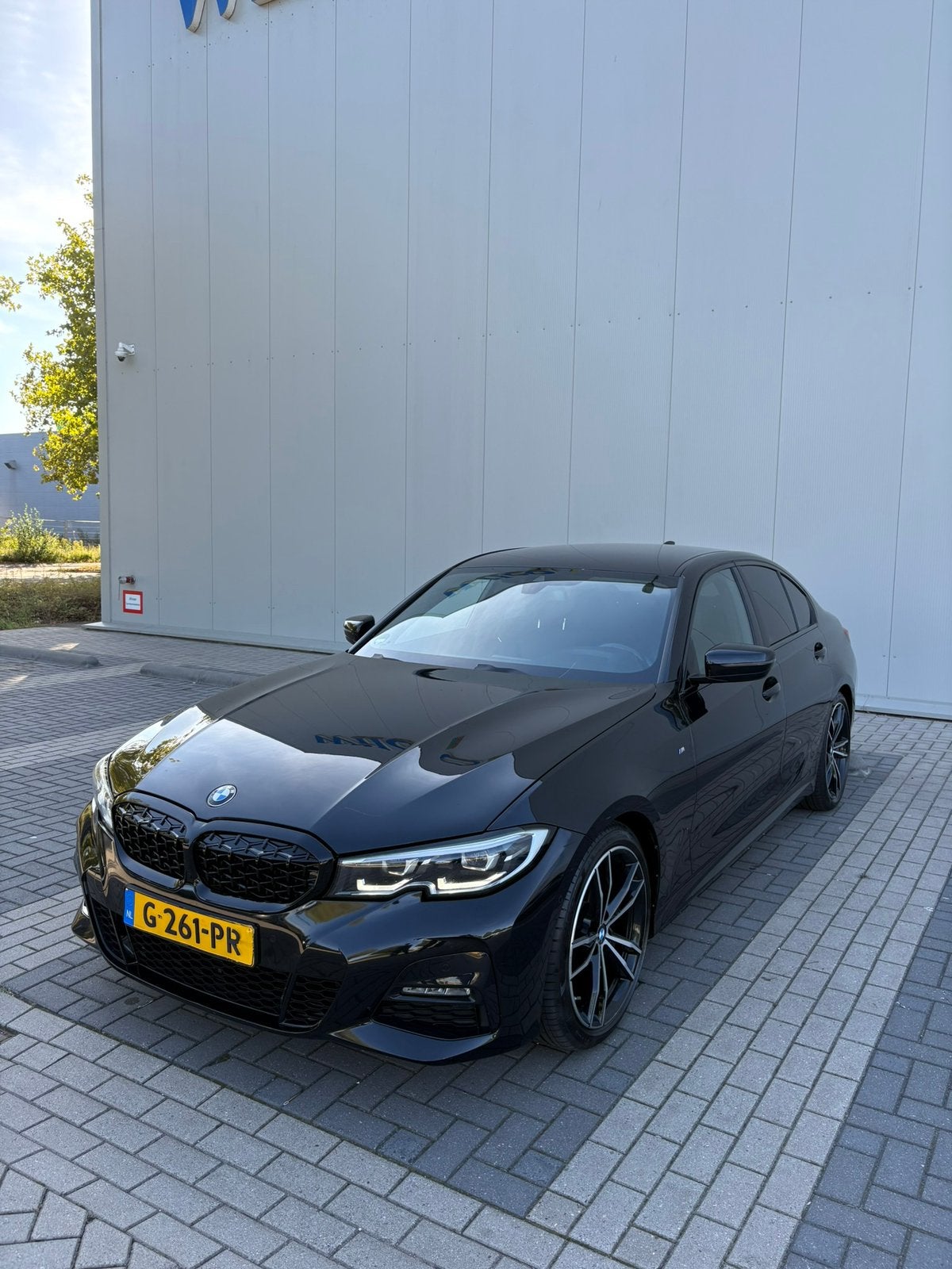 BMW 3-Serie 320i | Zwart | M-Pakket | NAP | Leder Interieur, Auto's, 1998 cc, Zwart, 4 cilinders, 1435 kg