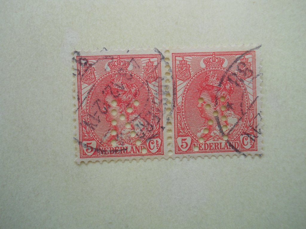 Nederland 1899 Kon. Wilhelmina 2x Nvph.60 Perfins gestempeld, Postzegels en Munten, Ophalen of Verzenden, T/m 1940, Gestempeld