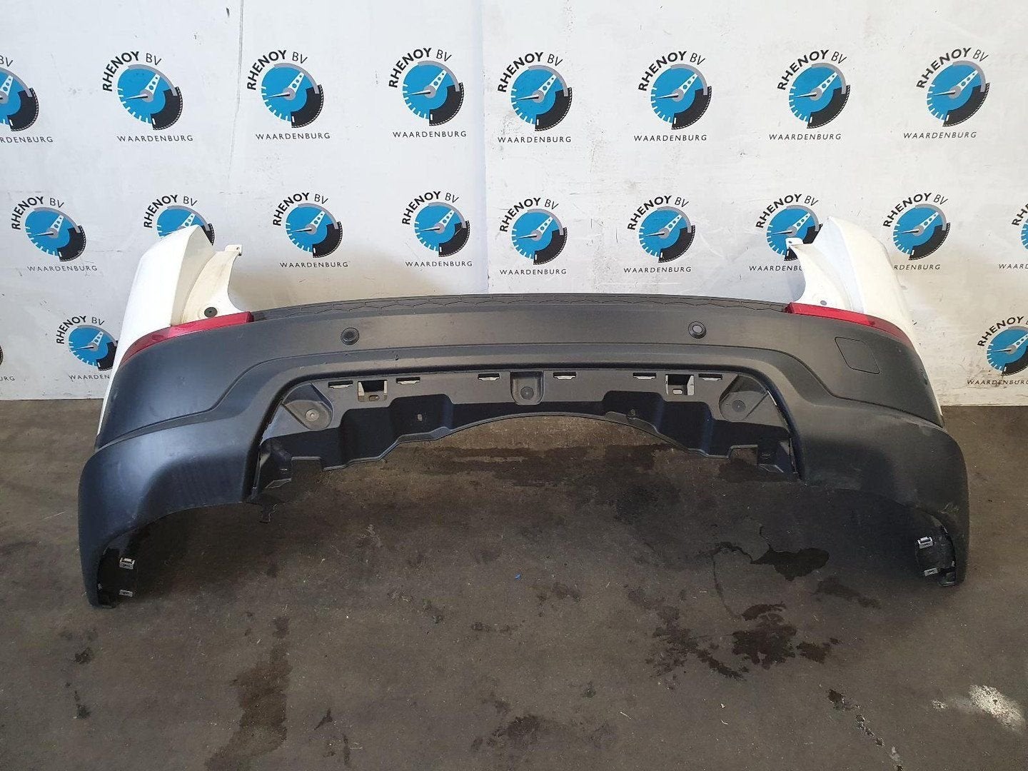 LANDROVER DISCOVERY SPORT L550  BUMPER ACHTER 2019, Gebruikt, Ophalen of Verzenden, Stiba lid, Achter