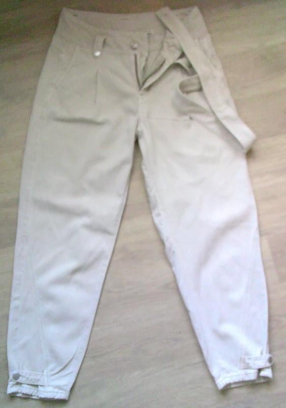 SALLY JEANS desert spijkerbroek met leuke details 38 [30], Kleding | Dames, Overige kleuren, Verzenden, W30 - W32 (confectie 38/40)