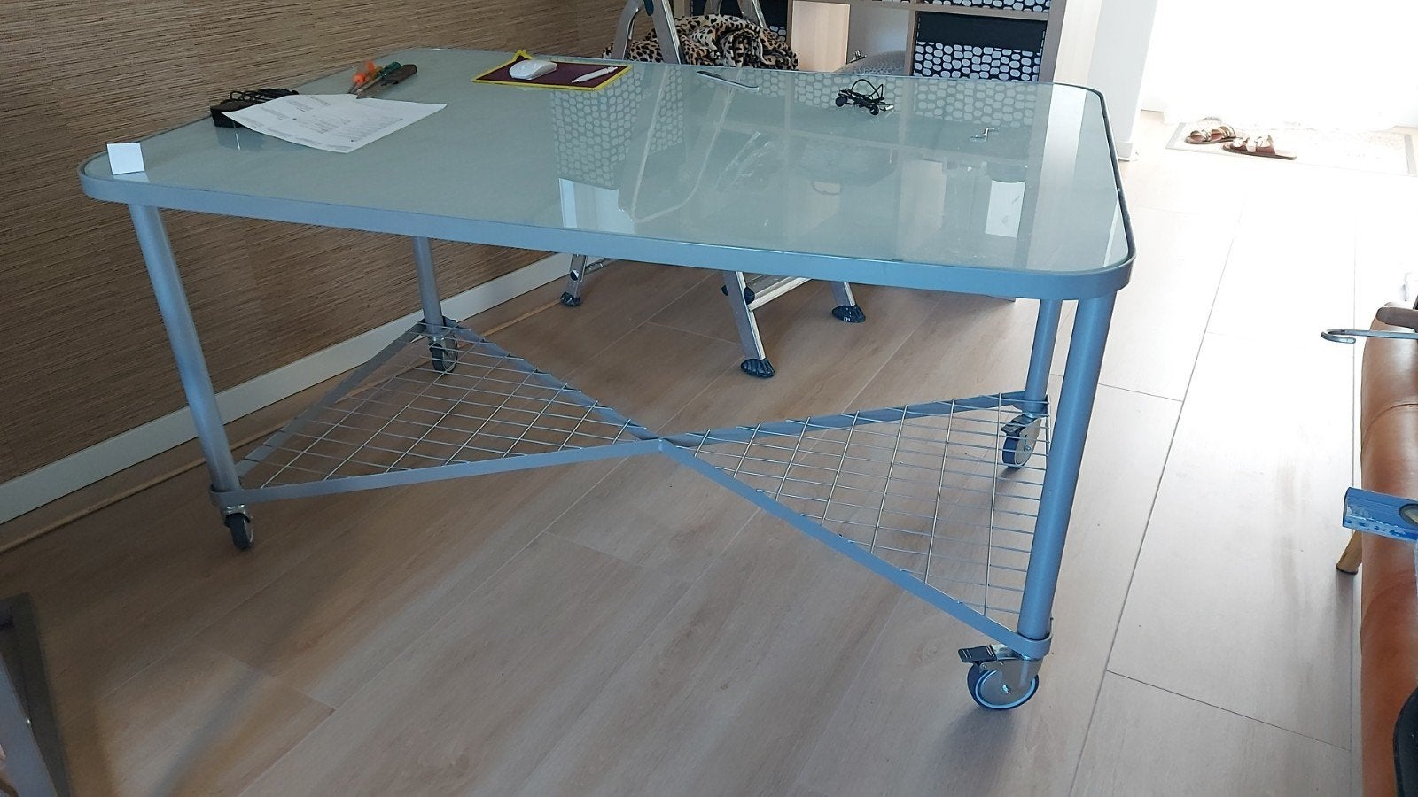 bureau  gratis, Ophalen, Gebruikt
