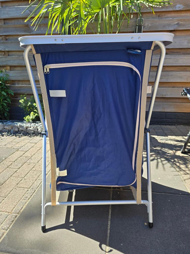 Outdoor camping kast, Ophalen, Zo goed als nieuw, Campingkast