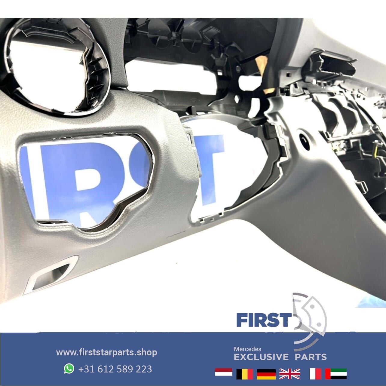 W205 AMG Dashboard ZWART Mercedes C klasse 2014-2021 zwart l, Auto-onderdelen, Dashboard en Schakelaars, Gebruikt, -, Ophalen of Verzenden