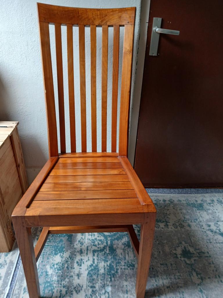 4 teakhouten stoelen., Ophalen, Gebruikt