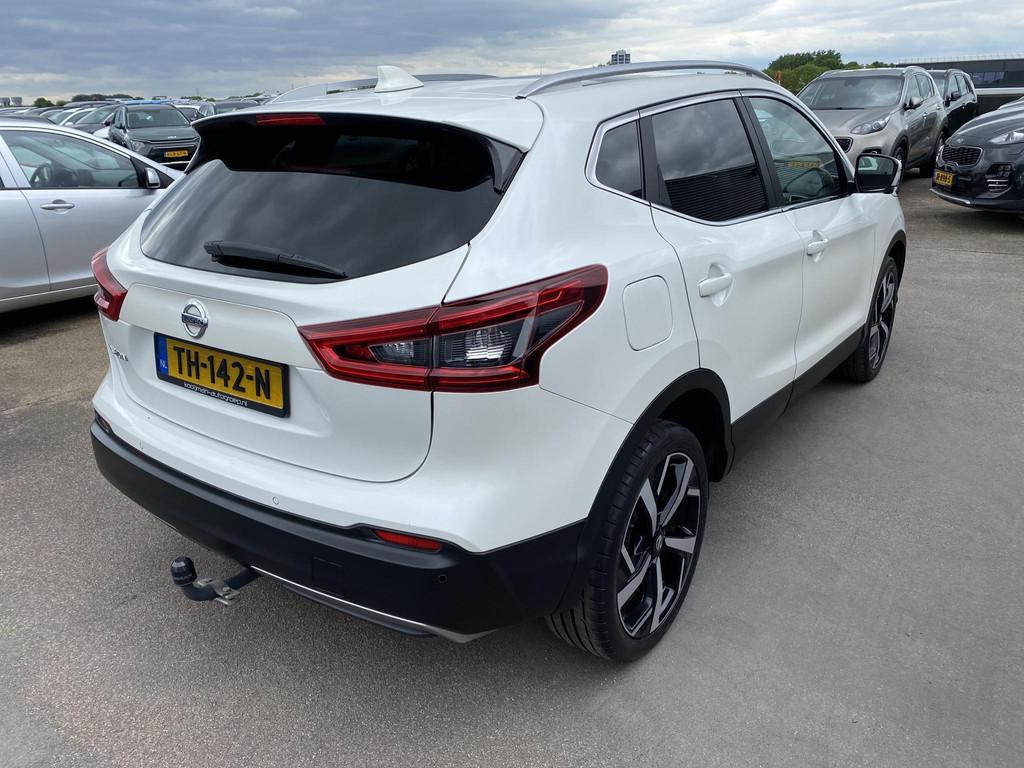 Nissan Qashqai 1.2 Tekna Automaat, Trekhaak, Panoramadak, 36, Automatische klimaatregeling, Gebruikt, 4 cilinders, Wit