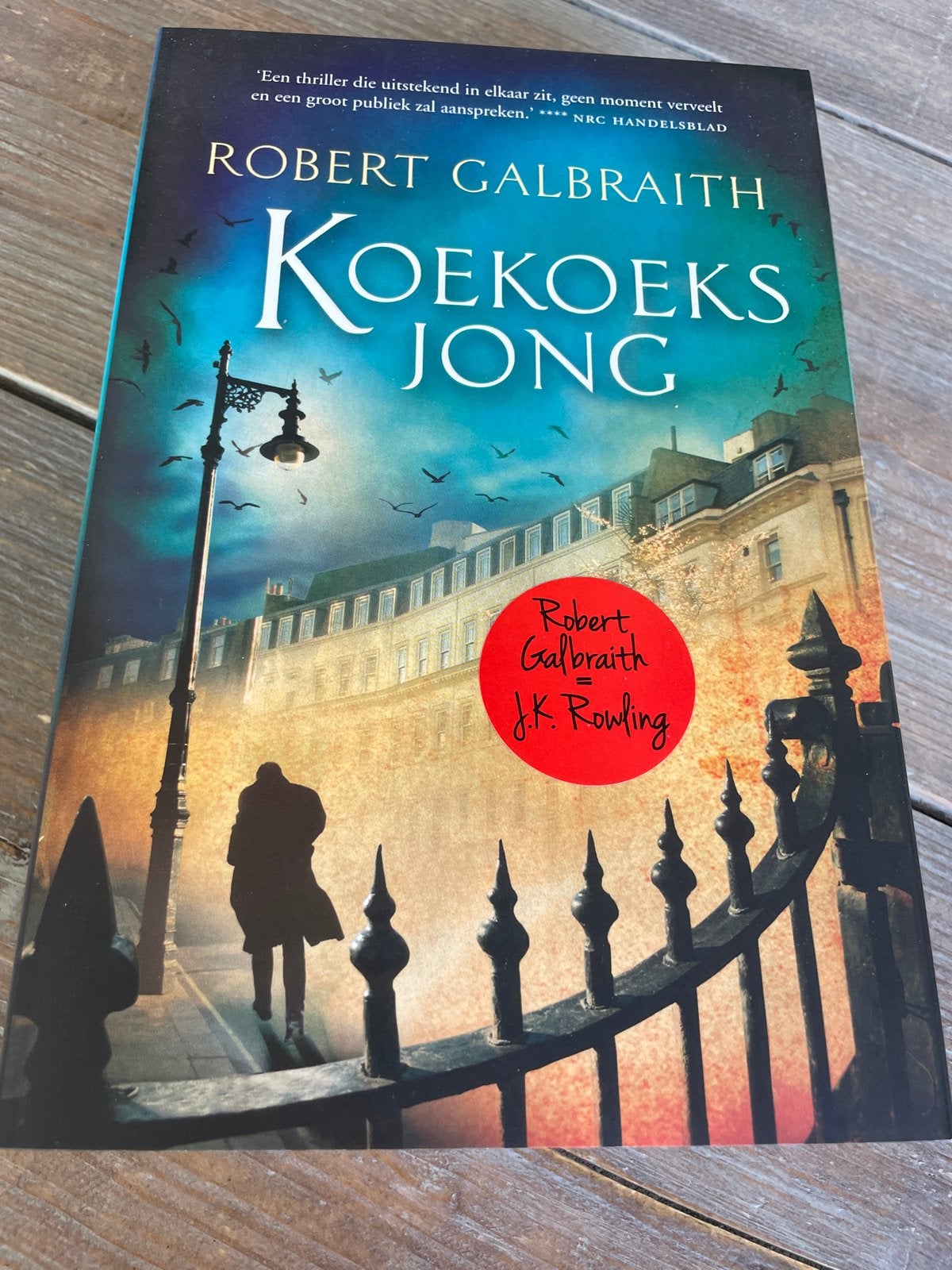 Koekoeksjong - Robert Galbraith (J.K. Rowling), Ophalen of Verzenden, Zo goed als nieuw, Nederland