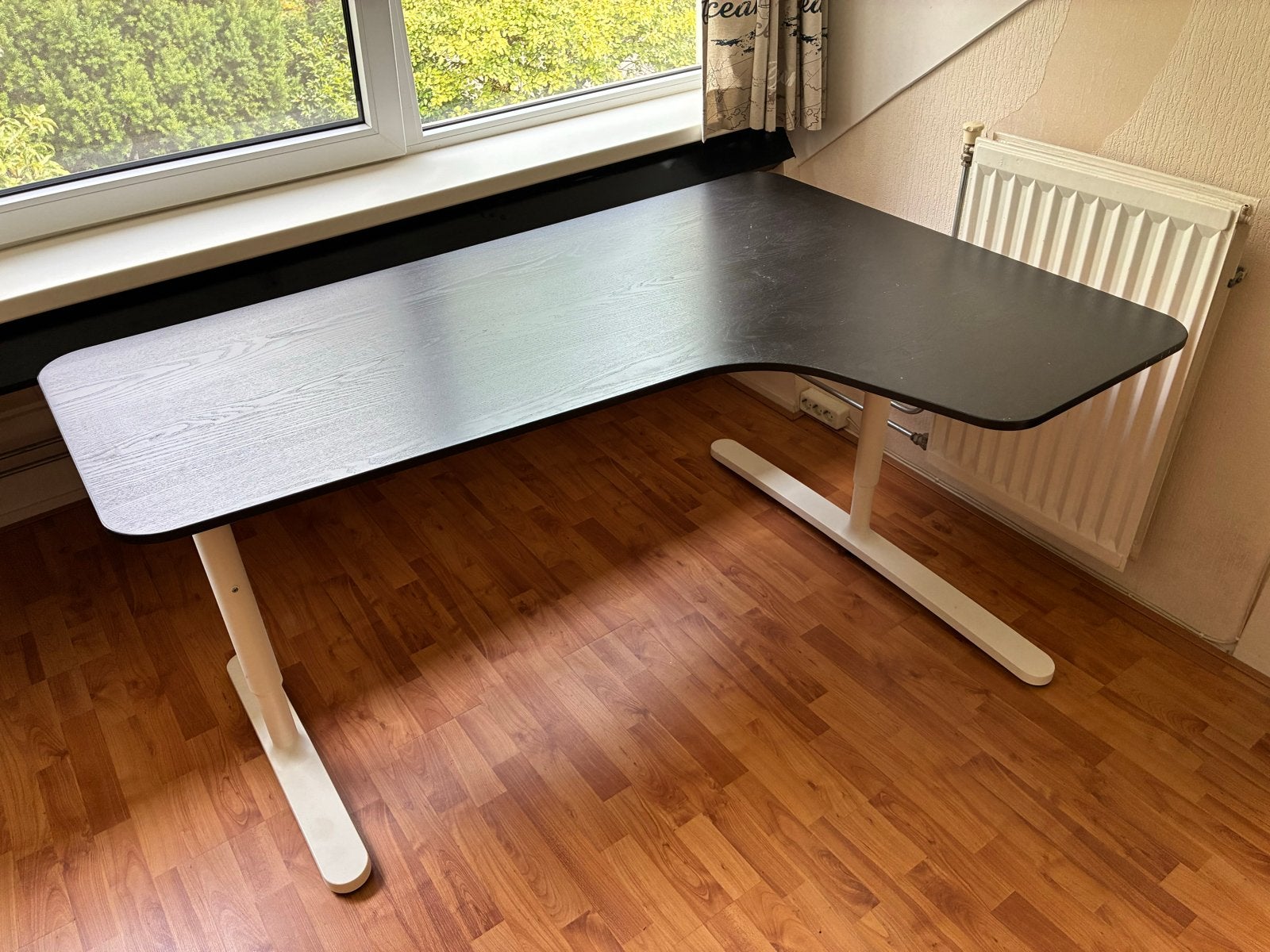IKEA Bekant Hoekbureau - Hoogte Verstelbaar, Ophalen, Gebruikt, Hoekbureau, In hoogte verstelbaar