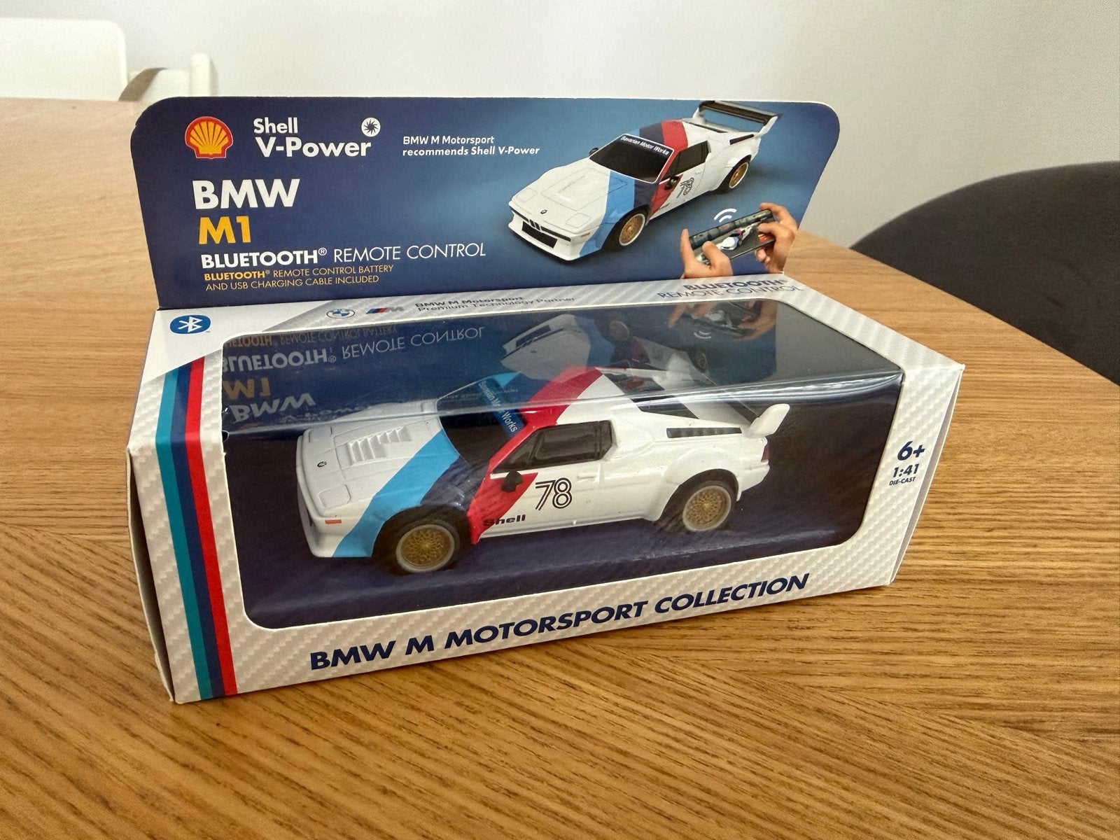 Shell V-Power BMW M1 Bluetooth RC Auto, Ophalen of Verzenden, Nieuw, Afstandsbediening
