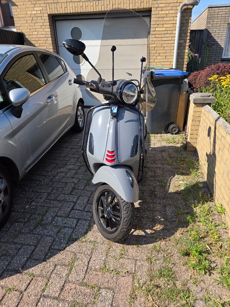 Vespa primavera i get 2019, Fietsen en Brommers, Ophalen, Gebruikt, Overige modellen, Maximaal 45 km/u