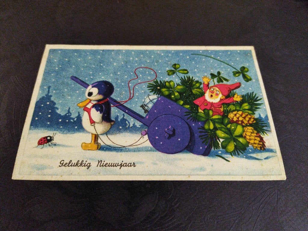 Vintage kaart Nieuwjaar speelgoed pinguïn kar kabouter, Ophalen of Verzenden, 1920 tot 1940, Gelopen, Feest(dag)