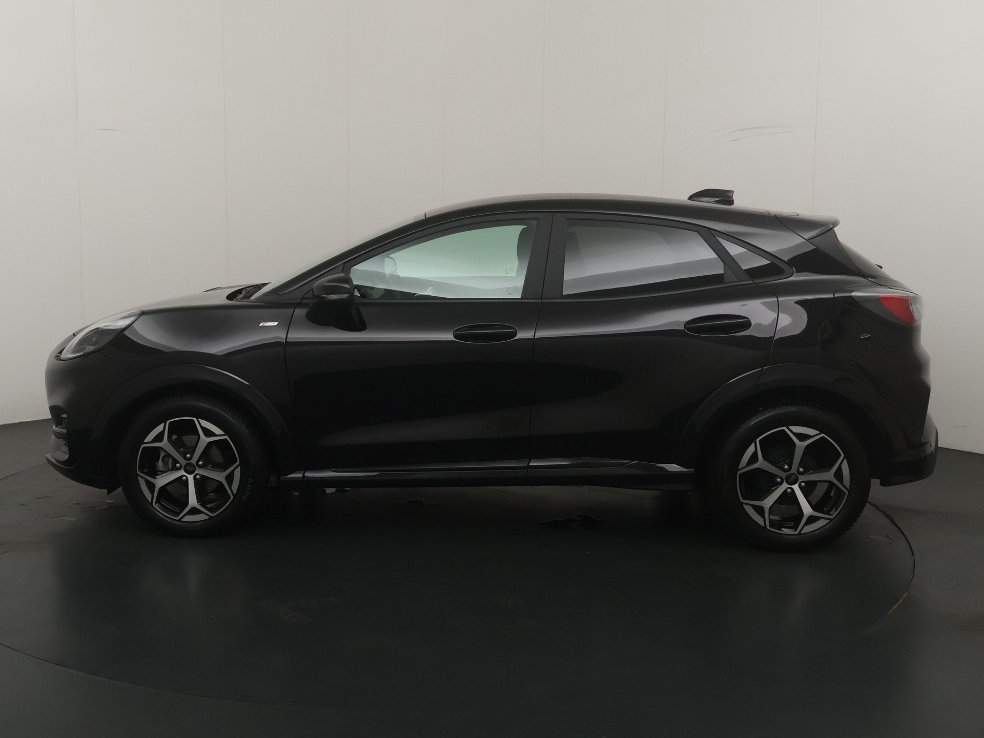 Ford Puma EcoBoost Hybrid 125pk ST-Line | Winterpack | Cruis, 12 maanden, Zwart, Bedrijf, Hybride Elektrisch/Benzine