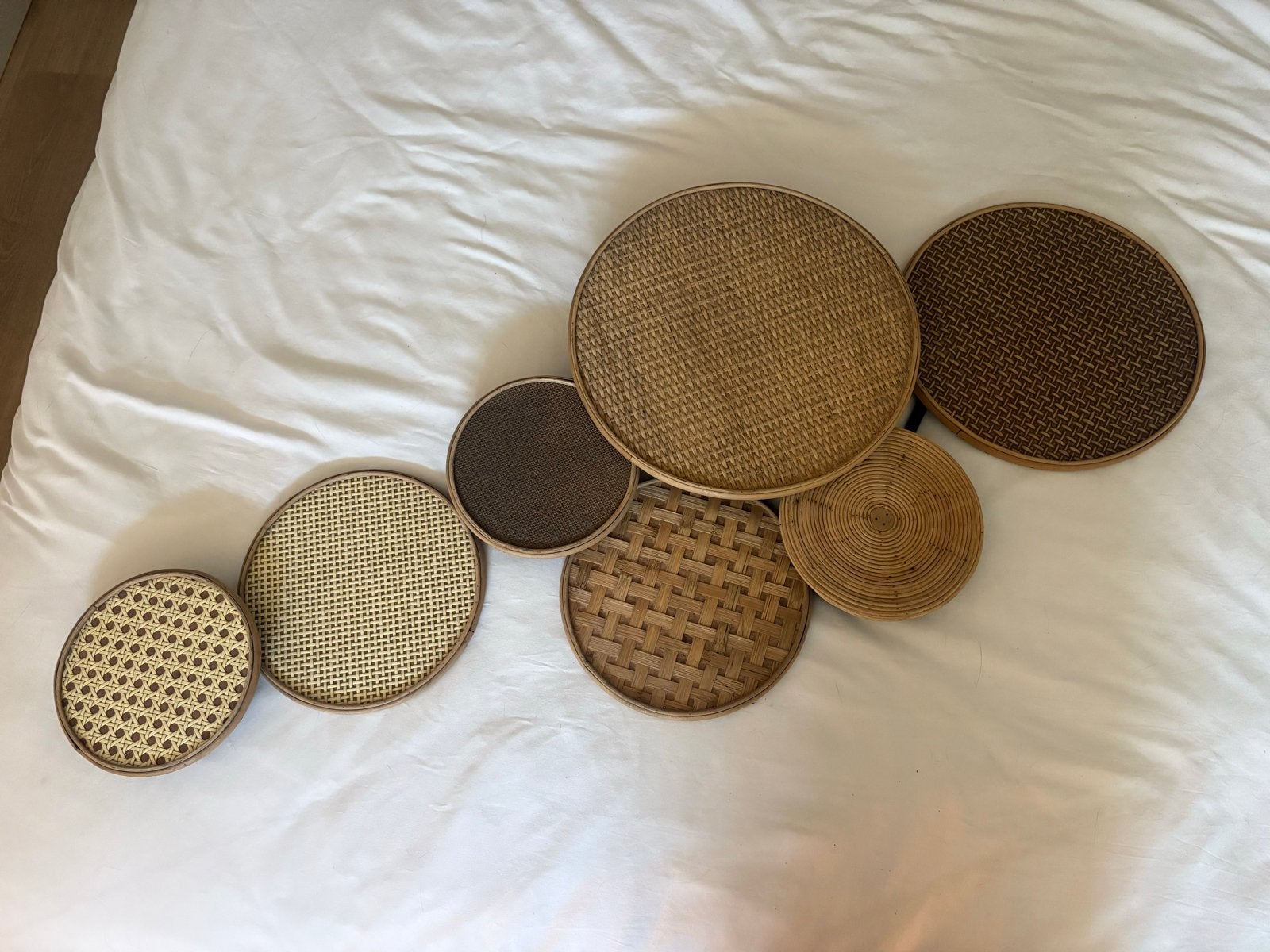 BY-BOO wanddecoratie - round natural, Ophalen, Hout, Bruin, Met ophangsysteem