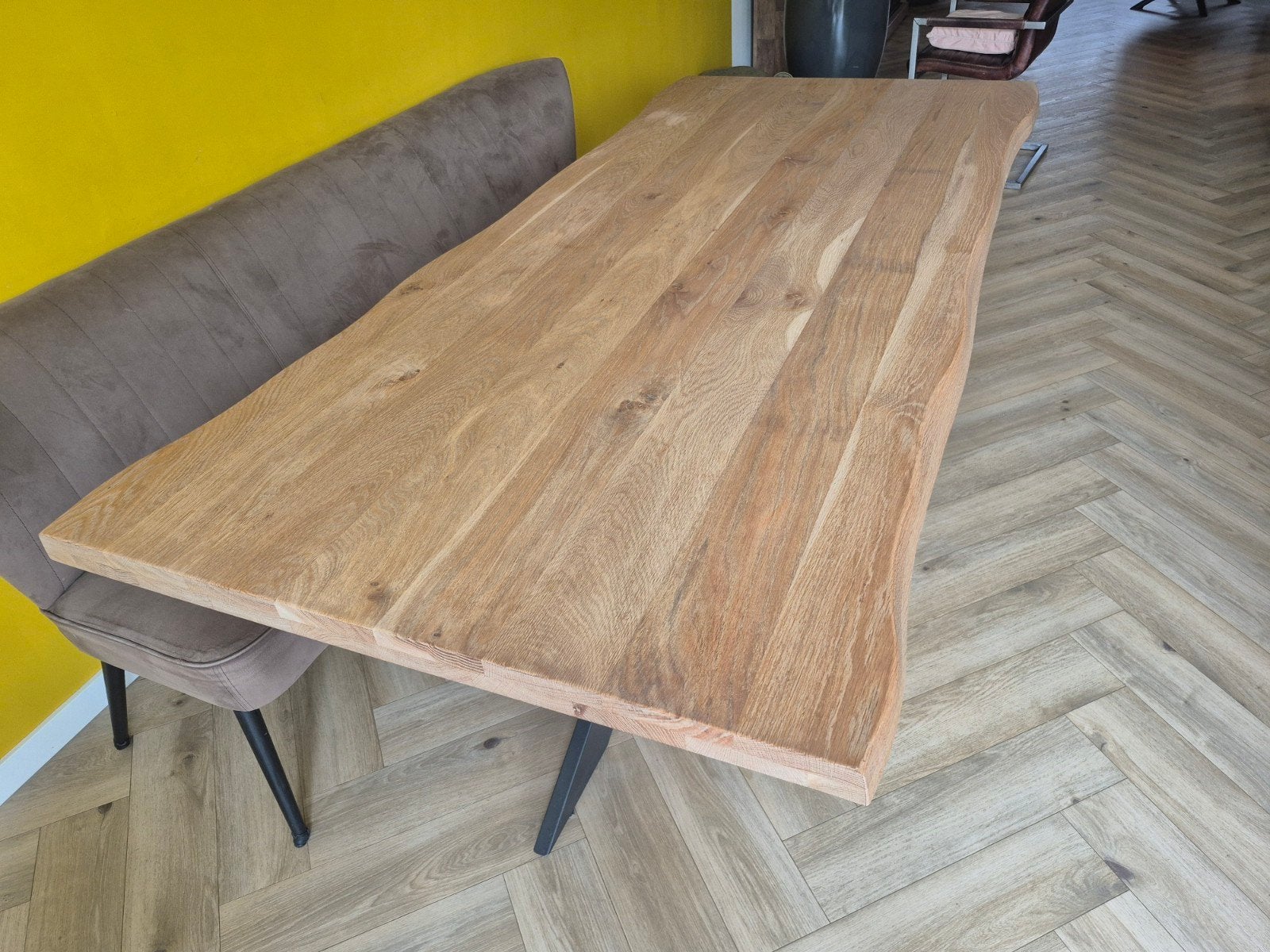 (boomstam)eettafel met metalen X-poten, 200 cm of meer, Industrieel, Modern, 50 tot 100 cm, Zo goed als nieuw