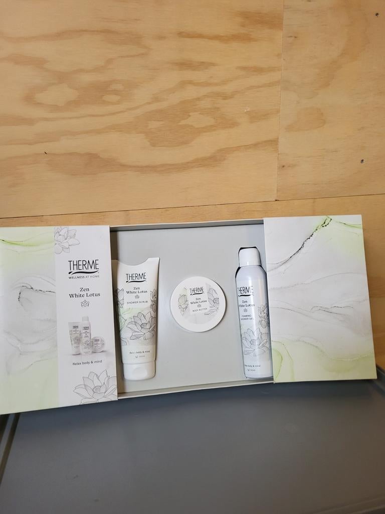 Therme Zen White Lotus Relax body & Mind, Verzenden, Nieuw, Bodylotion, Crème of Olie