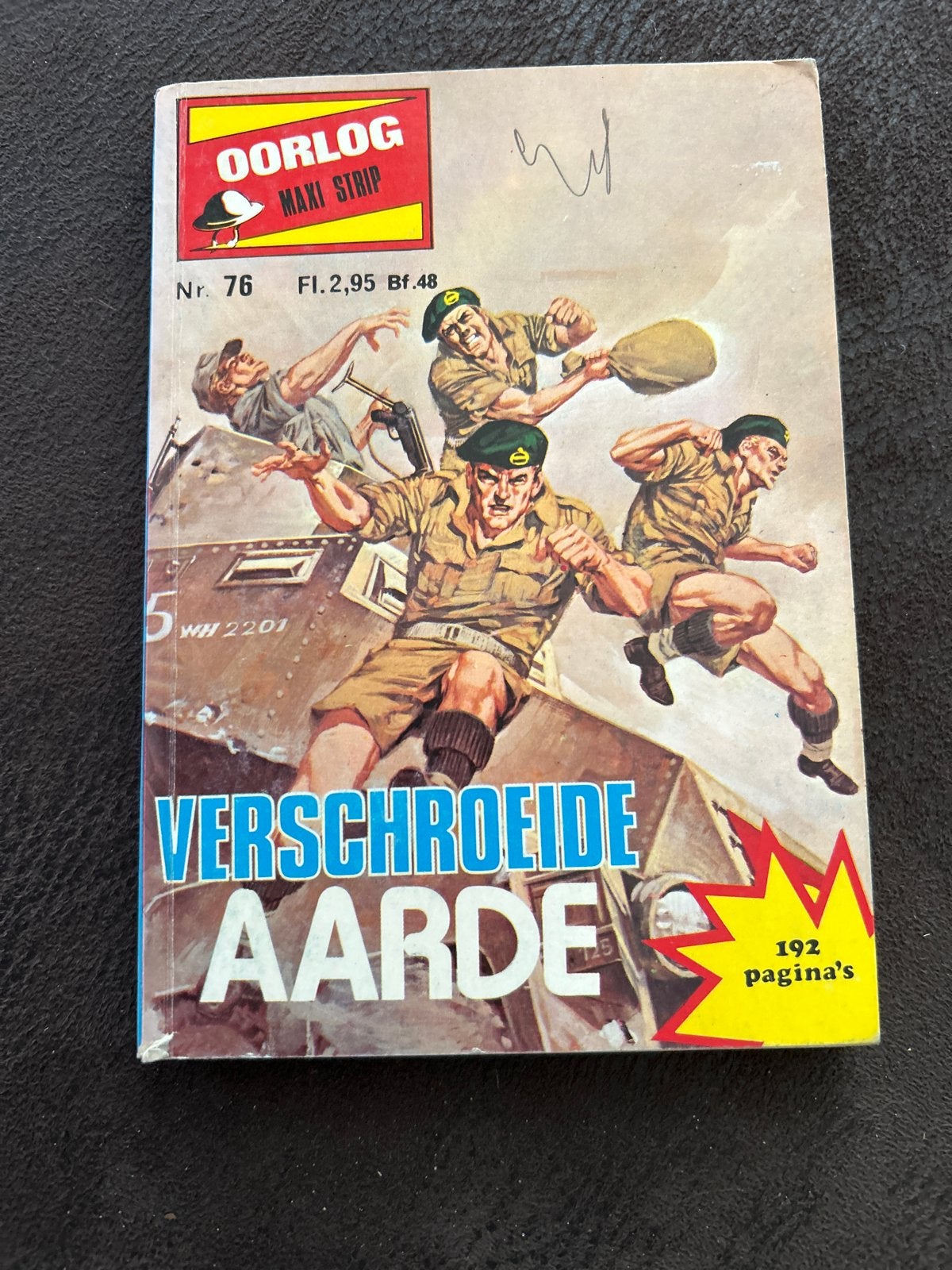 Oorlog Maxi Strip Nr. 76: Verschroeide Aarde, Eén stripboek, Ophalen, Gelezen