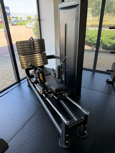Titanium Strength l Horizontal Leg Press & Hack Squat, Ophalen, Zo goed als nieuw, Benen, Overige typen