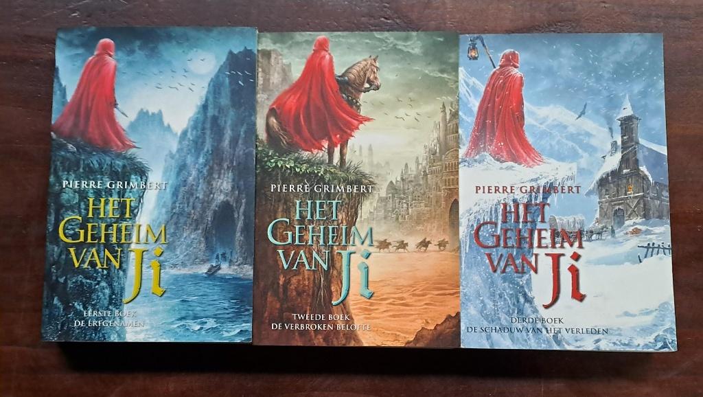 Pierre Grimbert - Het geheim van Ji - Boek 1 t/m 3, Boeken, Ophalen of Verzenden, Gelezen, Pierre Grimbert