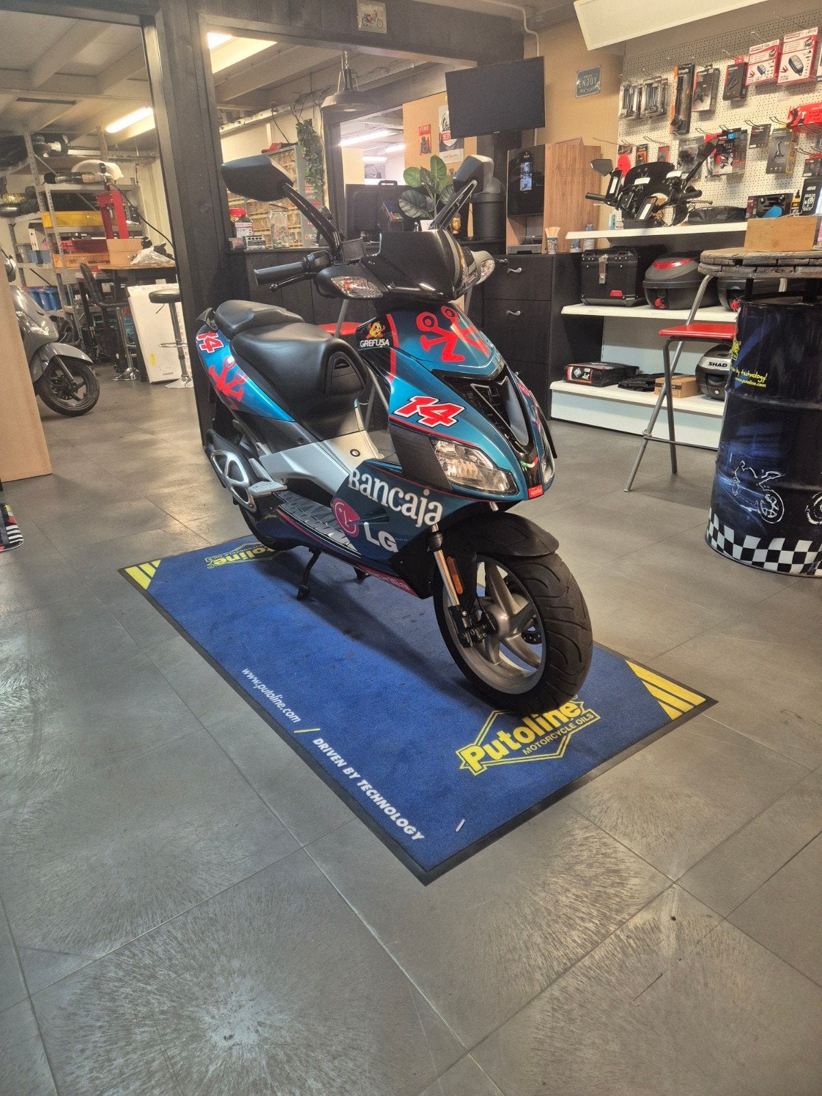 Aprilia SR 50 Factory 2-takt Limited Edition - Unieke Staat, Ophalen, Tweetakt, Info@aprilia.com, Aprilia