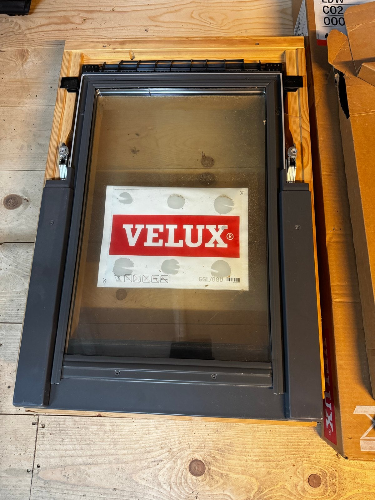 Nieuw Velux Dakraam GGL/GGU C02 - Ongebruikt, Ophalen, Minder dan 80 cm, Nieuw, Dubbelglas