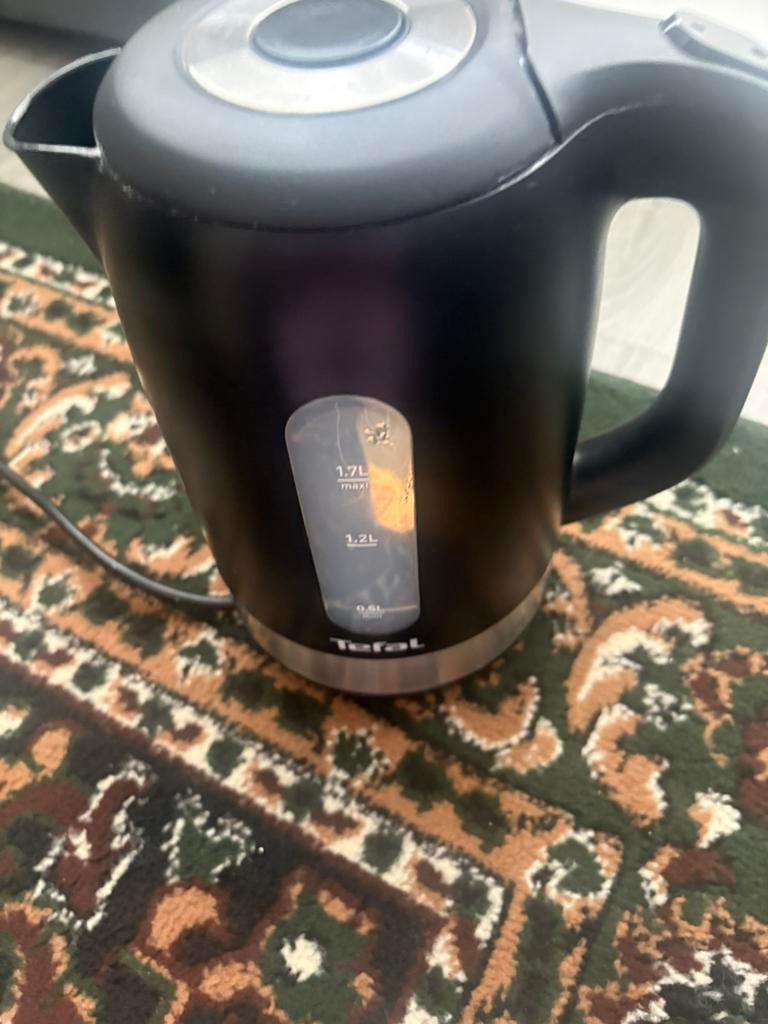 Water koker, 2 liter of meer, Ophalen, Zo goed als nieuw, Draadloos