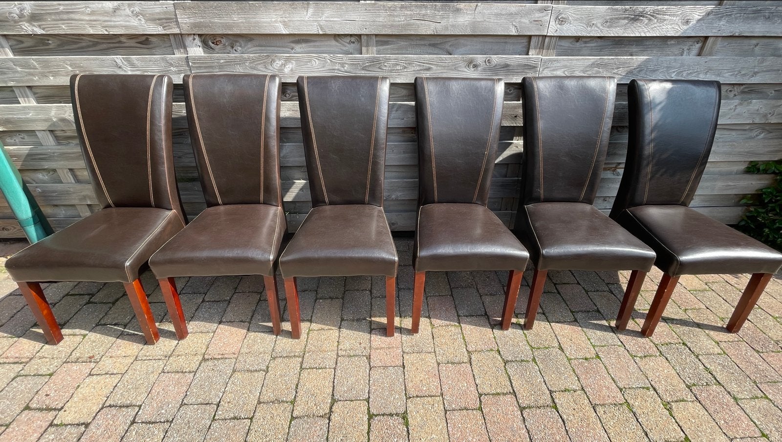 6 eetkamerstoelen in bruin met hoge rugleuning, Gebruikt, Bruin, Leer, Ophalen of Verzenden