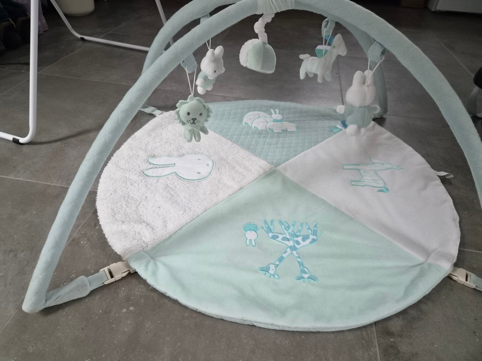 Speelkleed met activiteitenboog Nijntje, babygym, Ophalen, Zo goed als nieuw