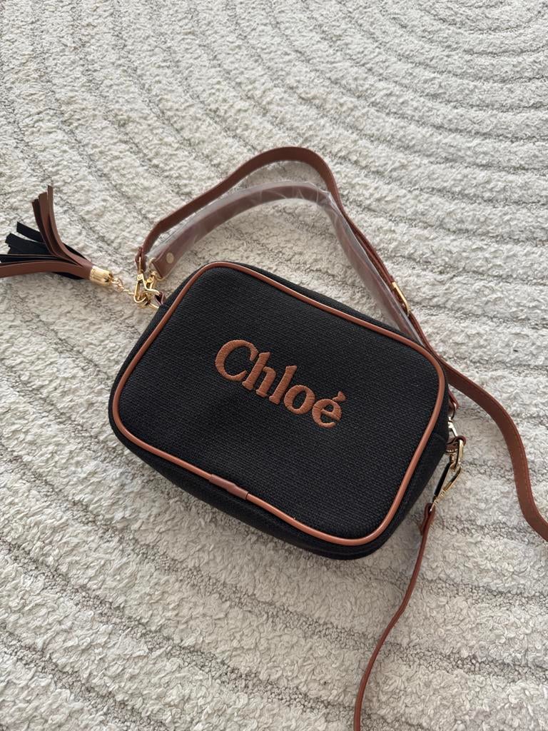 Chloé schoudertasje zwart met bruine details, Sieraden, Tassen en Uiterlijk, Tassen | Damestassen, Ophalen of Verzenden, Nieuw