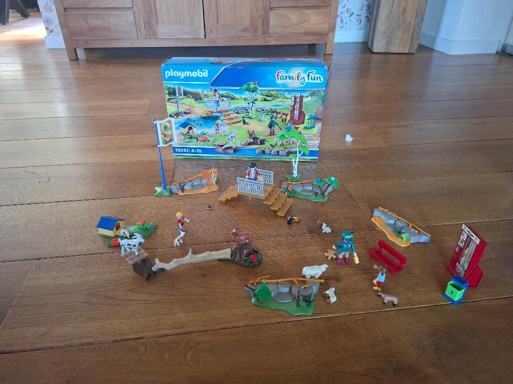 Heel veel playmobil ( 70342, 6926, 4826, 4827), Ophalen of Verzenden, Gebruikt