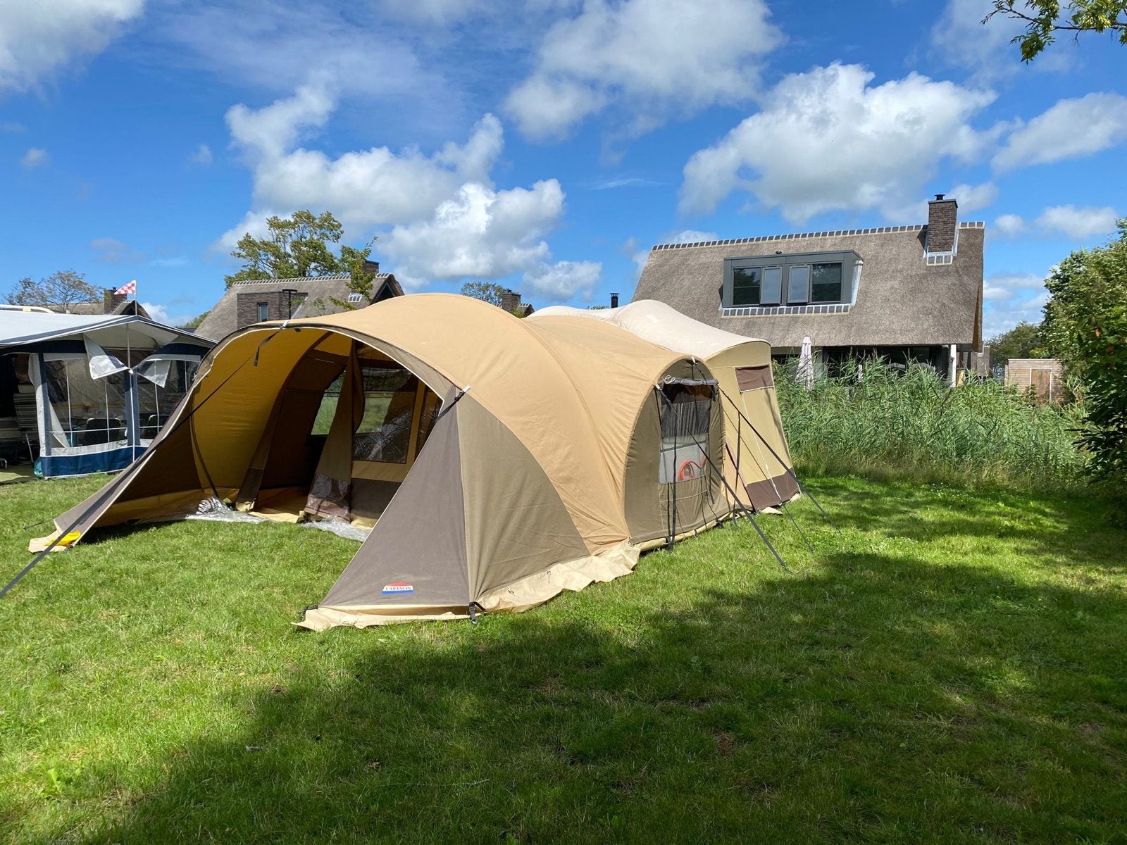 Cabanon Neptune 2009 - gemoderniseerd, Ophalen, Beige, Cabanon, Aanwezig