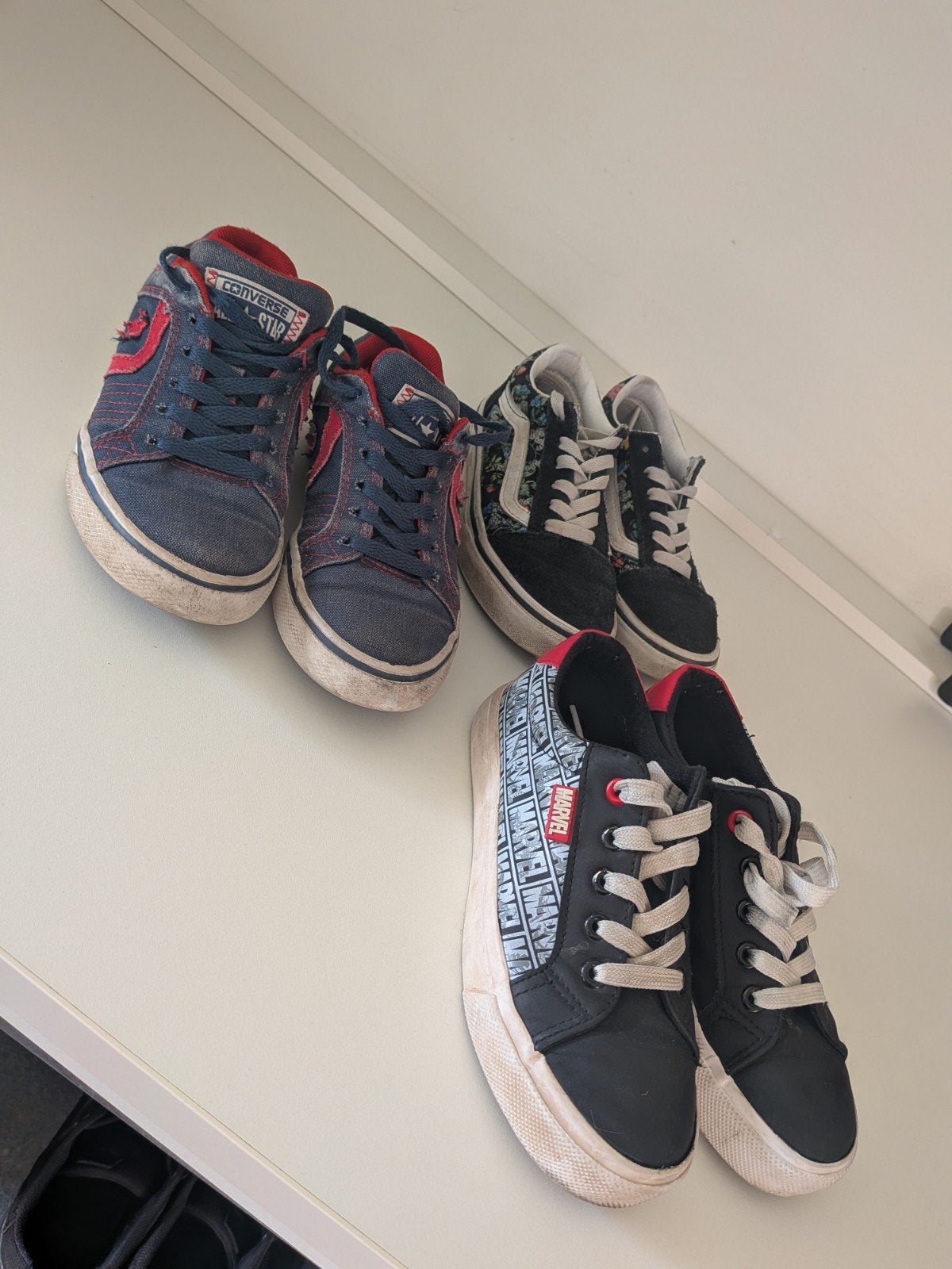 3 paar kinderschoenen maat 32: Vans en Converse, Ophalen, Gebruikt, Jongen of Meisje, Schoenen