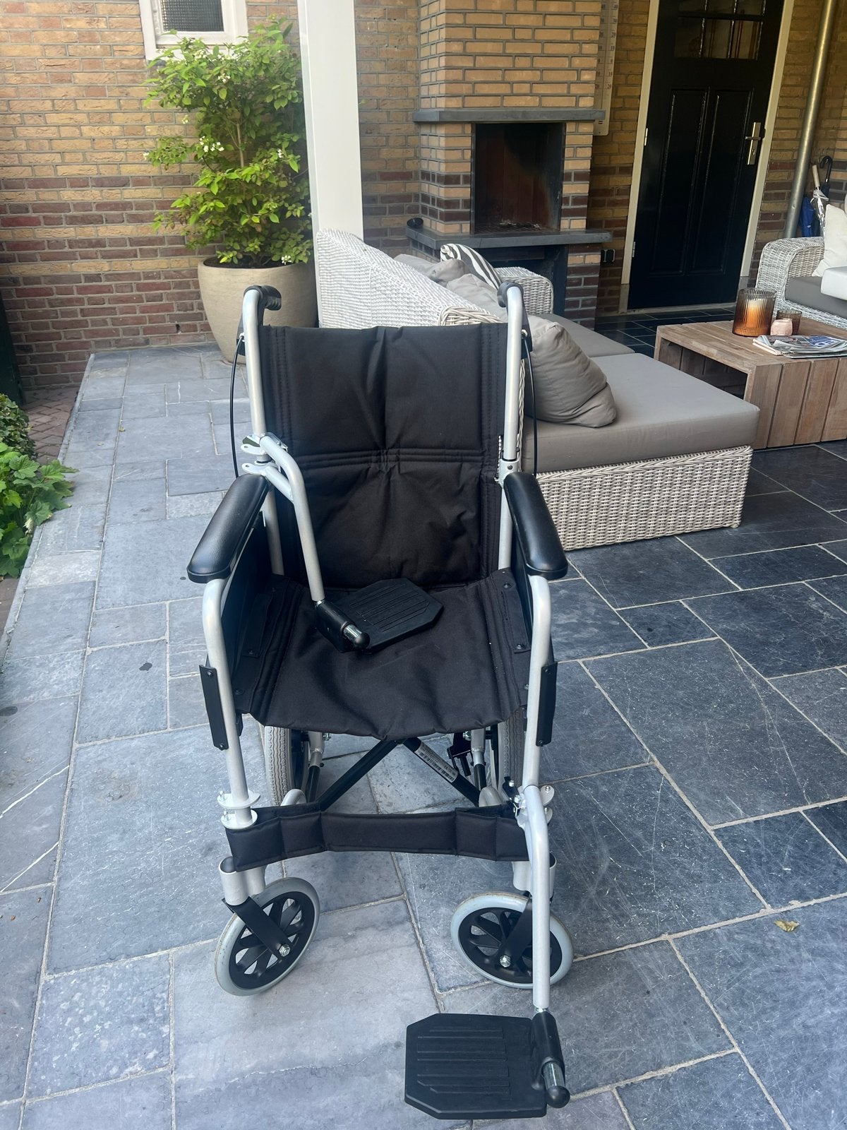 Inklaapbare rolstoel, excel mobility, Ophalen, Zo goed als nieuw, Duwrolstoel