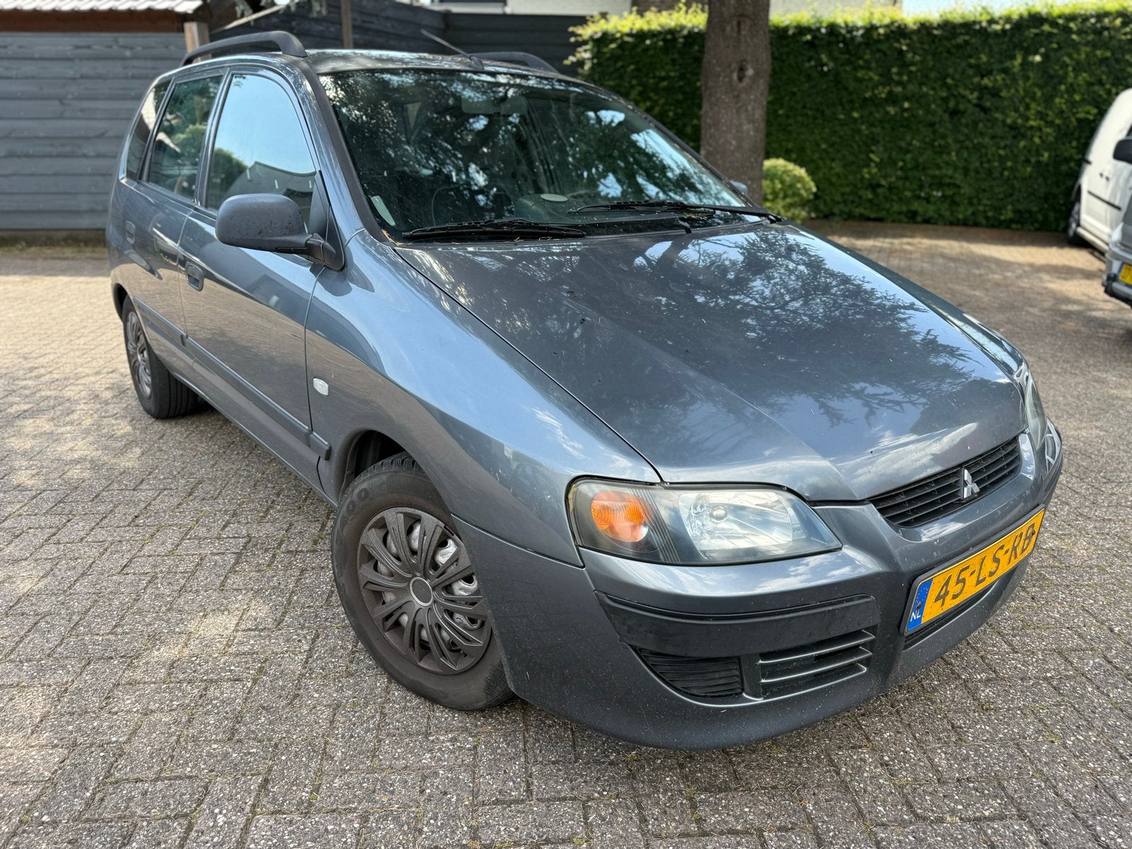 Mitsubishi Space Star 1.6/AIRCO (IJSKOUD)/TREKHAAK, Auto's, 4 cilinders, Handgeschakeld, Space Star, Zilver of Grijs
