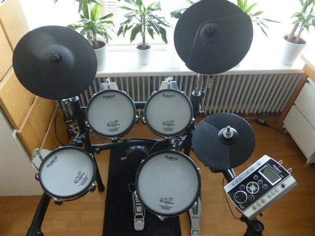 Foto 2 van Roland TD-9 V-Drum
