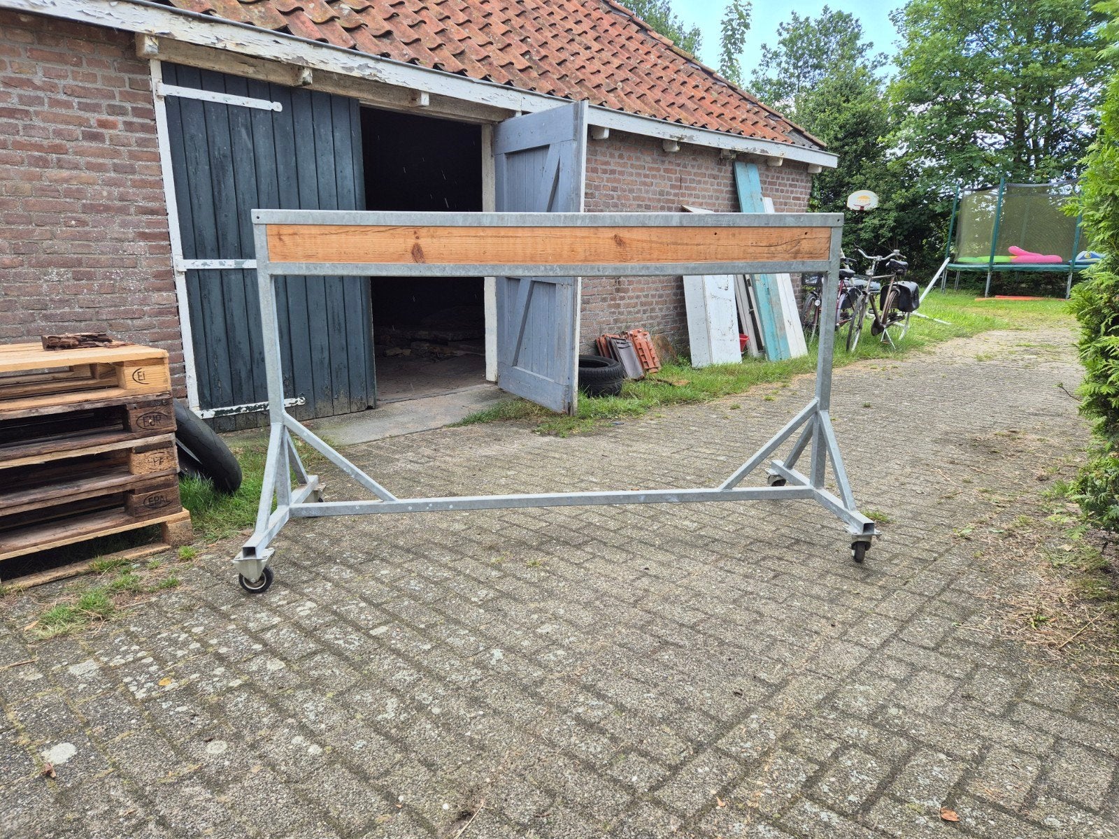 Buitenboord motor rek bok  verrijdbaar, meerdere bbm, Watersport en Boten, Ophalen, Zo goed als nieuw, Gereedschap