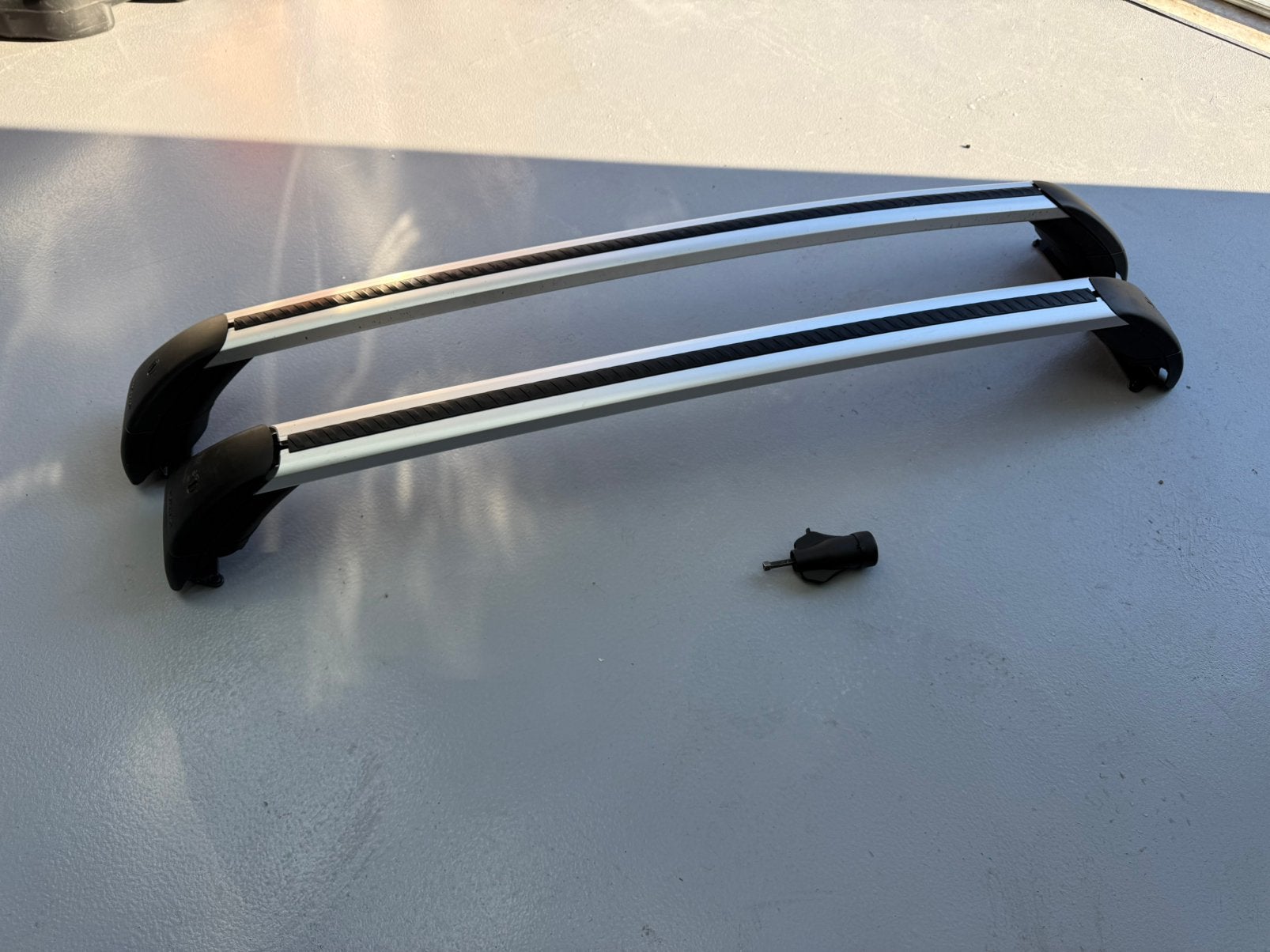 Originele Volvo dakdragers – glad dak – S60 / V60 / V40, Ophalen of Verzenden, Zo goed als nieuw