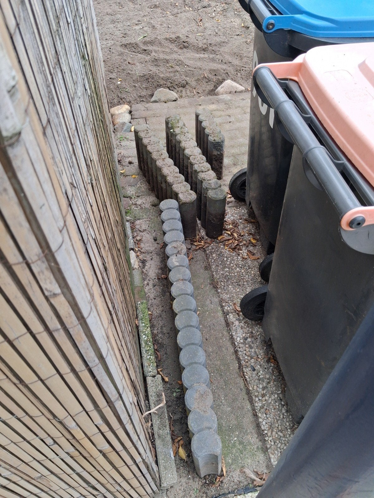 gratis 4 delen pallisades 260 cm lengte, Tuin en Terras, Ophalen, Minder dan 100 cm, Minder dan 25 cm