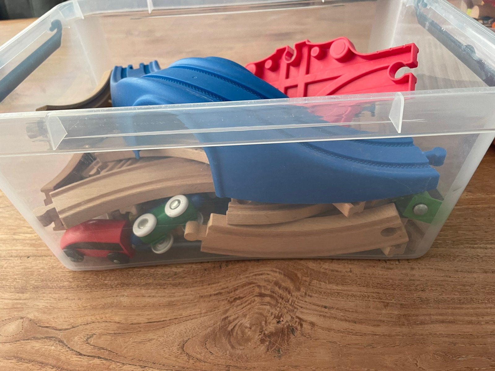 Houten speelgoed treinbaan met diverse onderdelen, Ophalen, Gebruikt