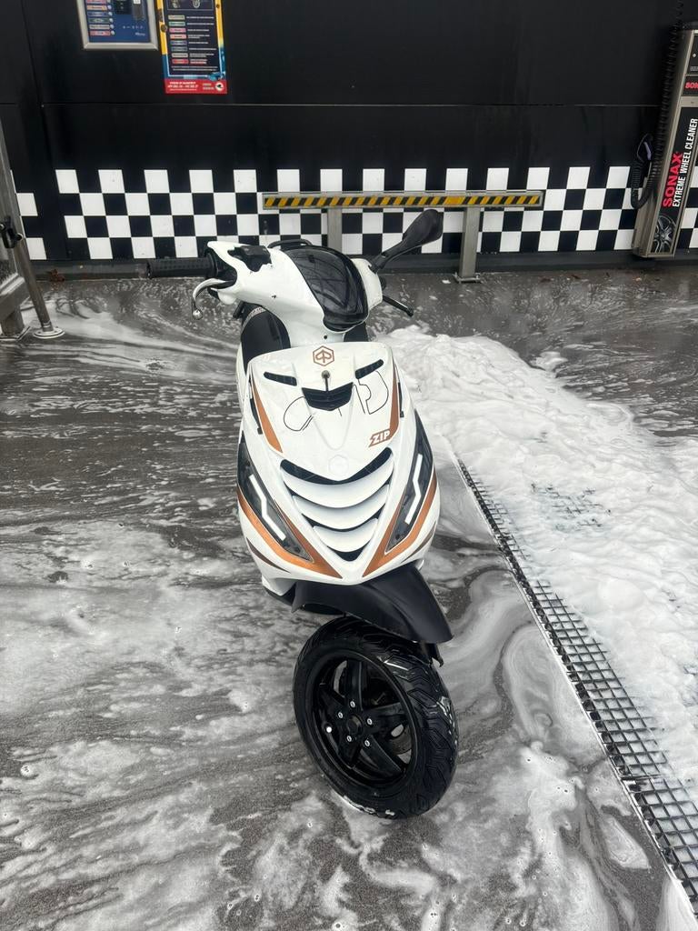 Zip sp 80cc 2013, Ophalen, Zo goed als nieuw, Benzine, Zip