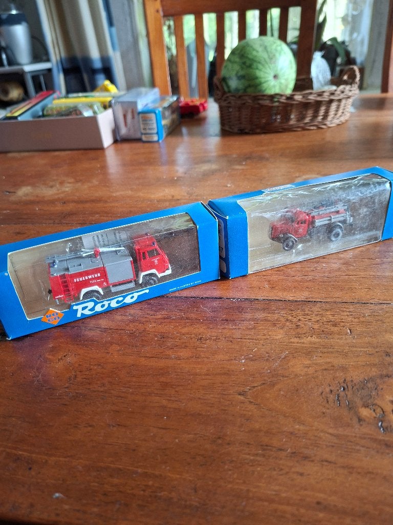 Rococ 2x brandweer, Ophalen of Verzenden, Bus of Vrachtwagen