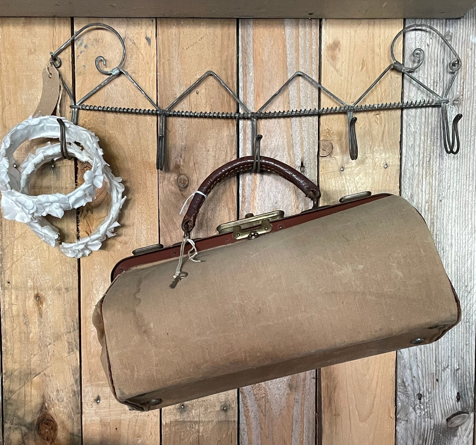 Brocante oud Frans draad rekje met 5 haakjes, Ophalen of Verzenden