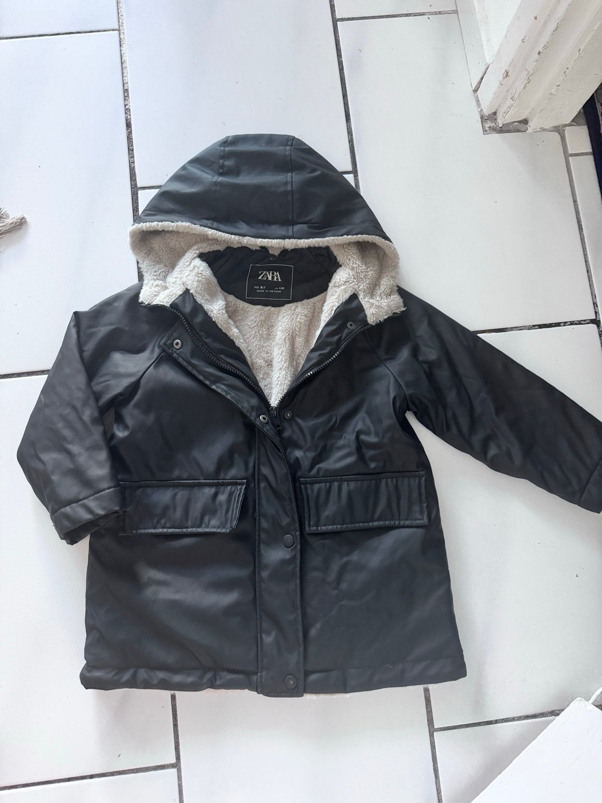 Zara regenjas met teddy voering - Maat 120 (6-7 jaar), Kinderen en Baby's, Ophalen of Verzenden, Zo goed als nieuw, Jongen of Meisje