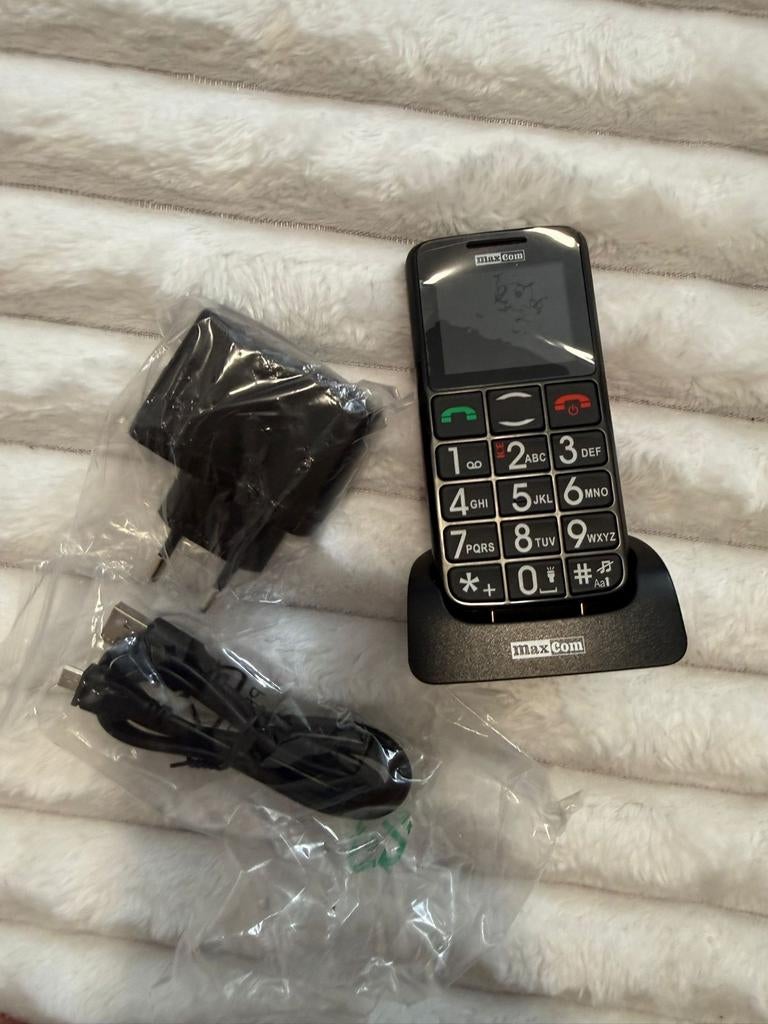 MaxCom MM432BB Telefoon met accu en laadstation, Ophalen of Verzenden