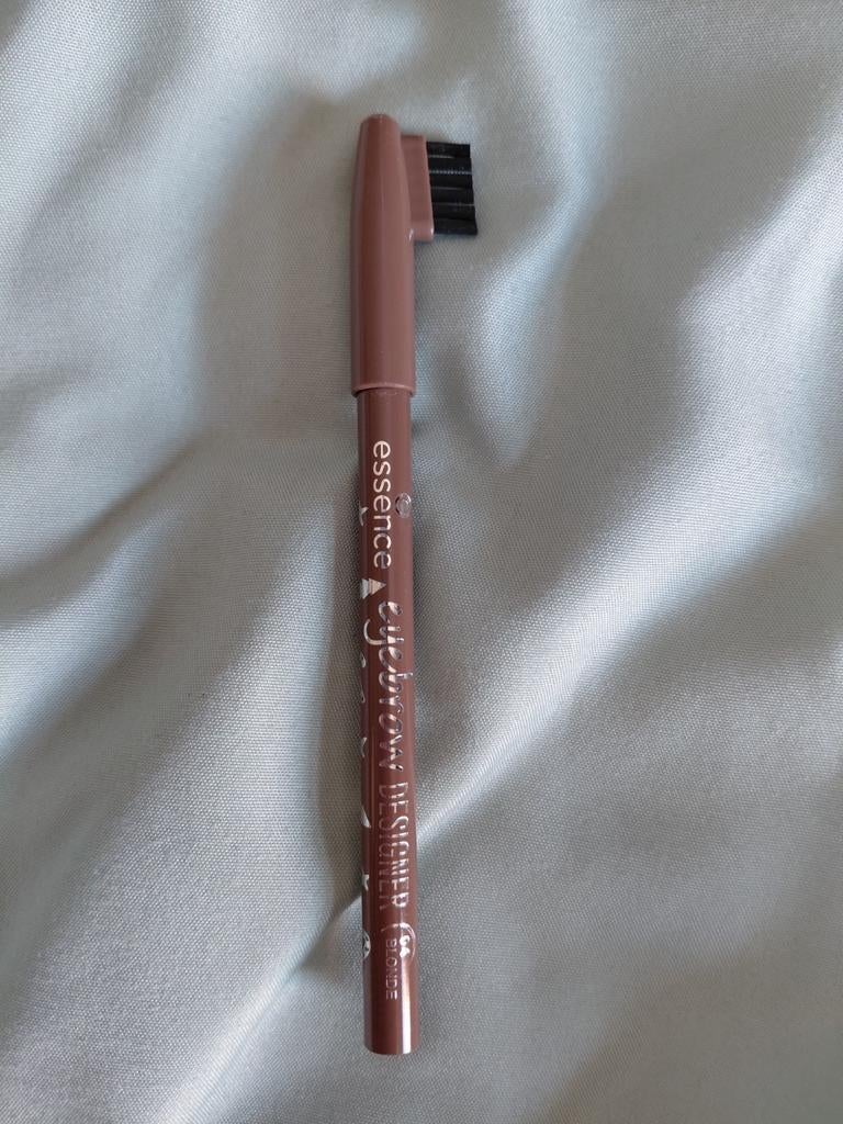 Essence Wenkbrauwpotlood - Eyebrow Designer, Ogen, Bruin, Nieuw, Ophalen of Verzenden
