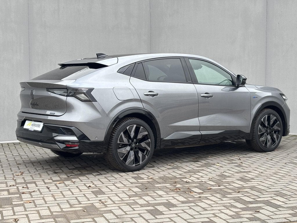 Renault Rafale E-Tech 4x4 plug-in hybrid 300 esprit Alpine /, Auto's, Renault, Automaat, Gebruikt, 1199 cc, Vierwielaandrijving