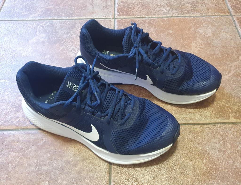 Orginele blauwe Nike sneakers maat 43, Kleding | Heren, Schoenen, Blauw, Nike, Ophalen of Verzenden, Zo goed als nieuw