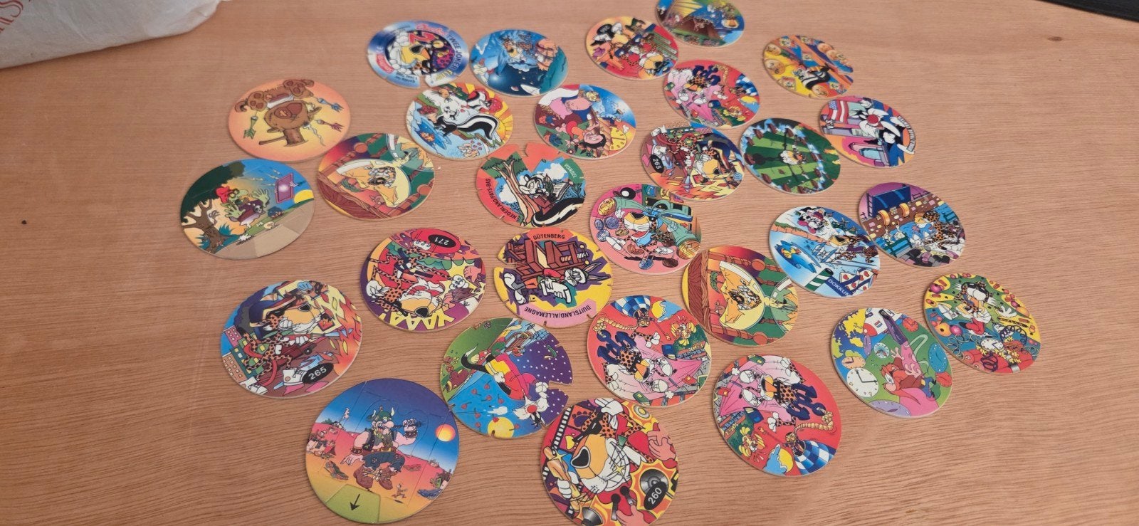 28x cheetos looney tunes flippos, Verzamelen, Ophalen of Verzenden, Cheetos 24 Game, Losse flippo's