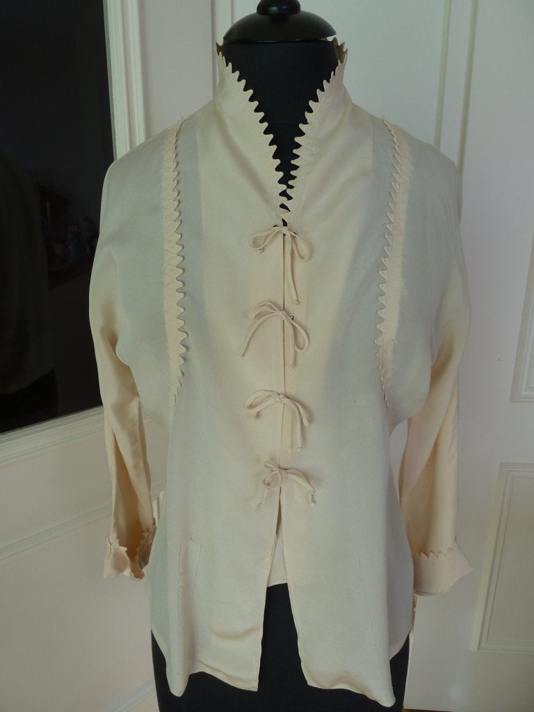 Antieke melkwitte zuiver zijden blouse anno 1900, mt36, izgs, Antiek en Kunst, Antiek | Kleding en Accessoires, Verzenden, Dames