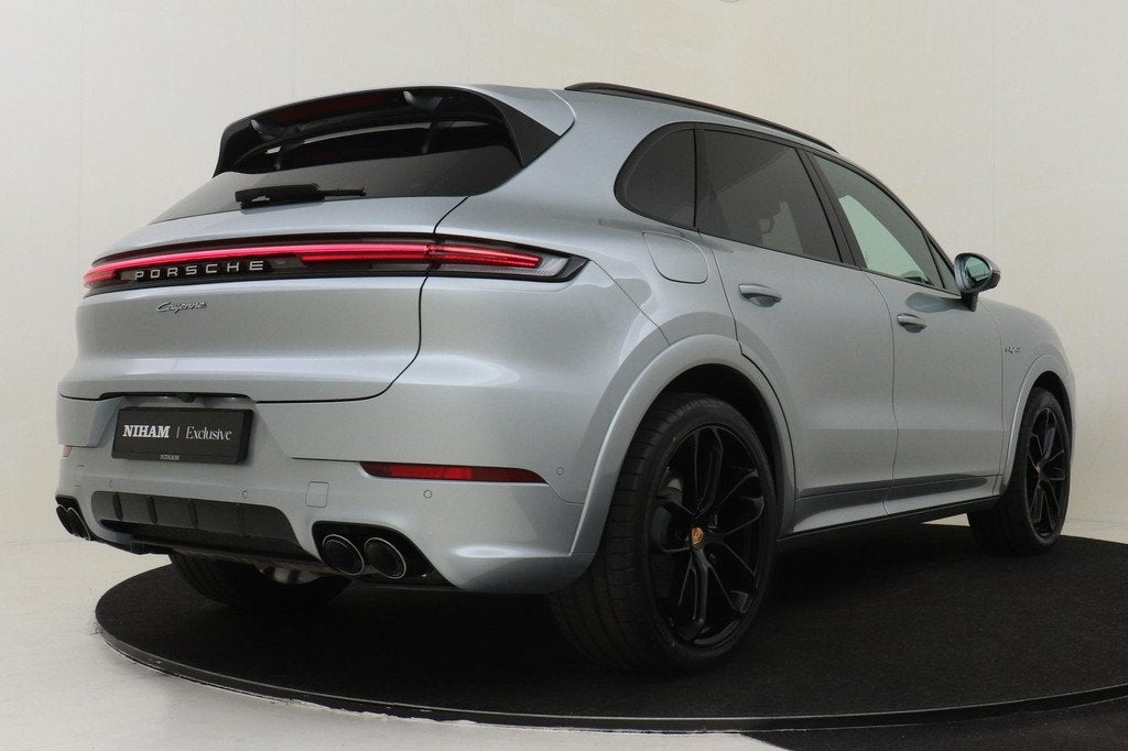Porsche Cayenne 3.0 E-HYBRID -SPORT DESIGN|SPORT CHRONO|22"L, Auto's, Porsche, Automaat, Gebruikt, Euro 6, 2995 cc