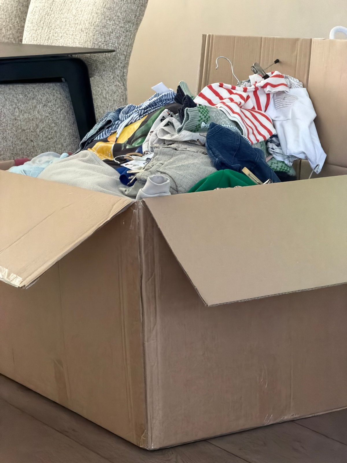 Grote doos z.g.a.n. kleding voor heren, dames en kinderen, Kleding | Dames, Overige Dameskleding, Ophalen of Verzenden, Zo goed als nieuw